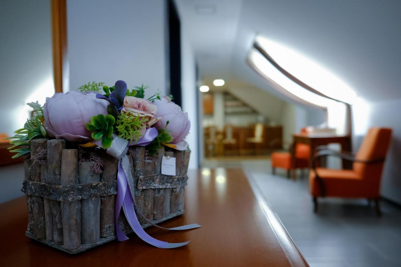Barkoscinege Vendeghaz Hotel Geberjen Kültér fotó